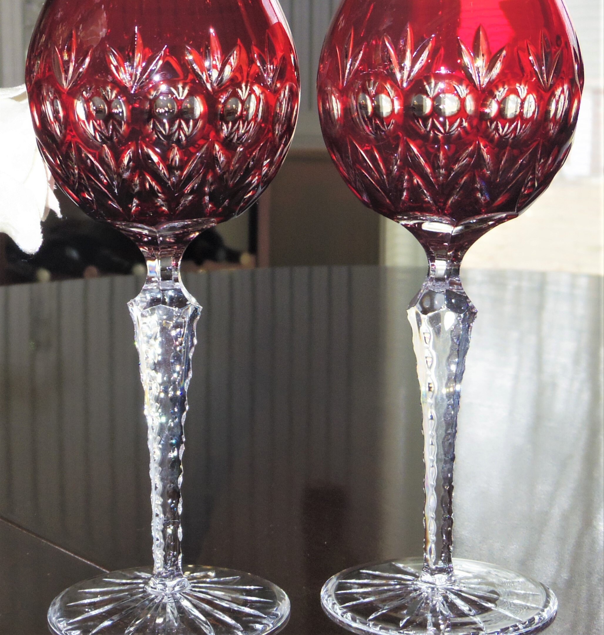 GLASS "SNOWFLAKES" AJKA Crystal RUBY RED Cut to Clear TUMBLER GLASS "SNOWFLAKES" AJKA Crystal RUBY RED Cut to Clear TUMBLER
