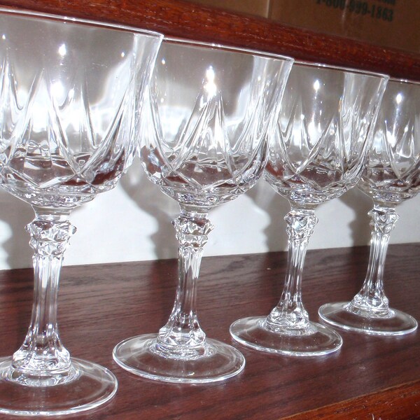 4 Cris d ARQUES DURAND AUTEUIL Lilas 6 Oz. Wine Glasses Goblets Stems Clear Cut Crystal Wafer Multi Sided Stem Excellent Condition