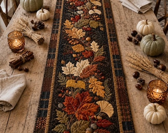 Tovaglia trapuntata con motivo a foglie autunnali, decorazione autunnale per il Giorno del Ringraziamento.