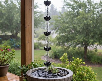 Catena per la raccolta dell'acqua piovana in metallo Lotus, pluviale decorativo per giardino e casa