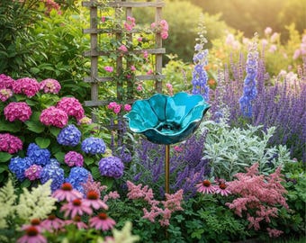 Paletti da giardino floreali in metallo realizzati a mano: coloratissime vaschette per uccelli a forma di papavero e decorazioni da giardino — Per patii, prati e aiuole