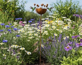 Paletti da giardino in metallo anticato, ferro battuto effetto invecchiato per esterni e cortili, ideali per patii, prati e giardini rustici.