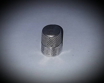 Early Victorian Sterling Thimble, Simon Bros. size 9