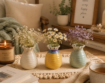 Personalized Mini Ceramic Bud Vase, Handmade Pottery Flower Vase with Name, Ruffled Rim Small Vase Set, 8 Pastel Colors, Bridesmaid Gift Mom