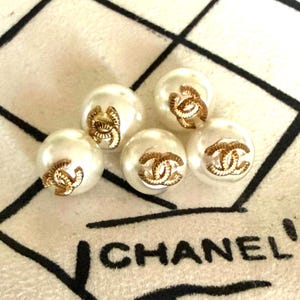 Chanel Buttons Set of 5 - Etsy