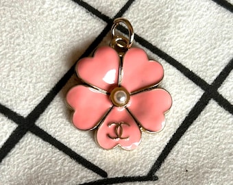 Authentic Chanel Vintage Zipper Pull Button Charm/Pendant Gold Tone Pink Flower
