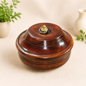 Handcrafted Wooden Bread Keeper with Lid | Tortilla Storage Box | Rustic Farmhouse Kitchen Accessory | Flatbread Serving Container.
