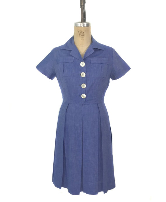 vintage 1950's cotton chambray dress / blue / larg