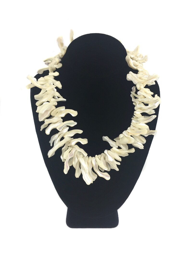 genuine mother of pearl necklace