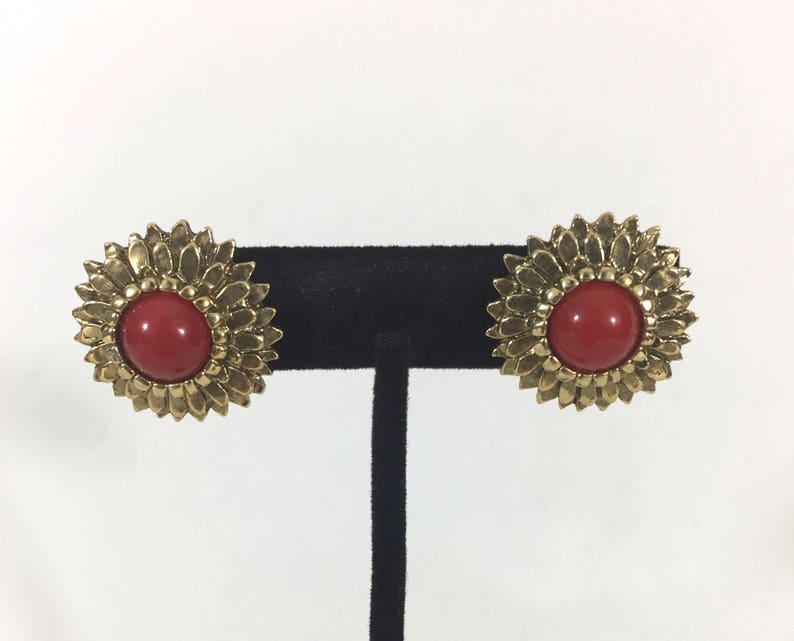 vintage sunflower earrings gold red clip-on earrings cabochon earrings floral flowers vintage earrings vintage jewelry