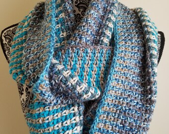 Crochet Infinity Scarf in Blue and Brown - Loop Scarf - Horseshoe