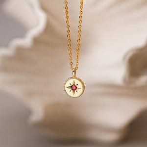 Schijfhangerketting, geboortesteenketting met sterrenmotief, robijn, saffier, smaragd, minimalistische ketting voor oma, cadeau voor haar