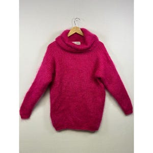 Vintage Barbiecore Studio Michelle Stuart Dam M Hot Pink Mohair Cow Tröja