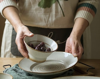 Set di stoviglie rustiche in ceramica, ciotola e piatto in terracotta realizzati a mano, decorazioni per la cucina in stile Wabi Sabi, piatto da portata in stile rustico, regalo unico per la tavola.