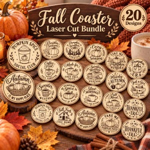 Könnte beinhalten: Ein Set aus zwanzig runden Holzuntersetzern mit lasergeschnittenen herbstlichen Motiven, darunter Kürbisse, Kaffeetassen und saisonale Schriftzüge wie Pumpkin Spice Social Club, Autumn Is My Happy Place und Sweater Weather.