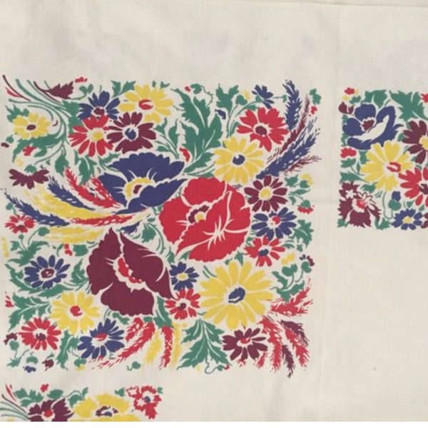 Vintage tablecloth bouquet colorful flowers cotton
