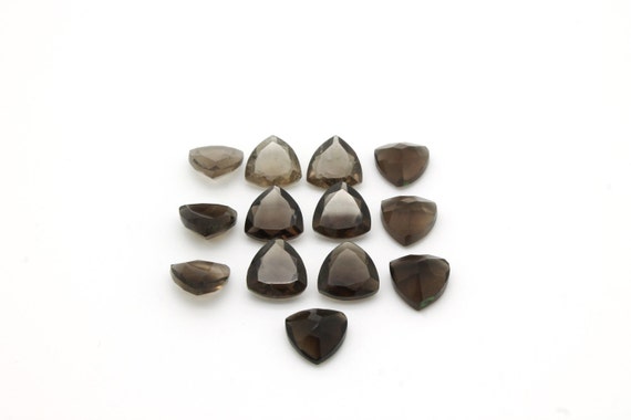 GCF-1113 - Smoky Quartz Faceted Gemstone - Trillion 10x10x10mm - Calibrated Gemstones - AA Quality - 1 Pc