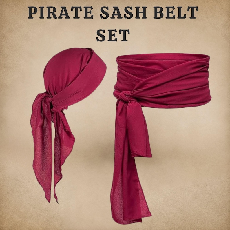 Puede incluir: Un conjunto de faja y cintur&oacute;n de pirata en color rojo oscuro que incluye un pa&ntilde;uelo para la cabeza y una faja larga. El texto PIRATE SASH BELT SET aparece en la parte superior. Ambas piezas son de tela roja lisa con un nudo en la faja.