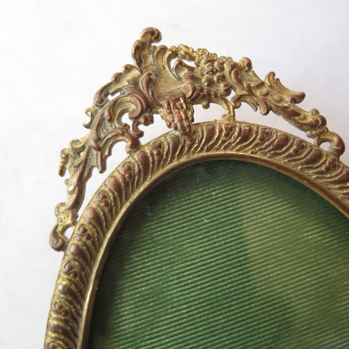 Ornate Curved Glass Oval Picture Frame Gold Antique Victorian Etsy