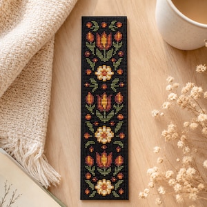 Floral Folk Bookmark Cross Stitch Pattern, Tulip Flower Bookmark, Beginner Cottagecore Embroidery PDF