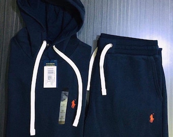 Conjunto deportivo de felpa azul marino: Sudadera con capucha y pantalón de chándal inspirados en Ralph Lauren.