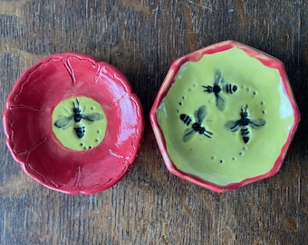 TEABAG HOLDER CERAMIC 2 piece set Bees on two red flowers Handmade Stoneware