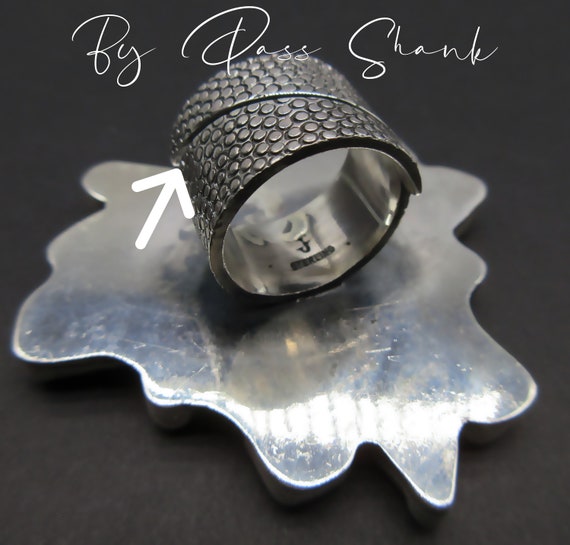 Federico Jimenez-Triangular Shaped Japanese Biwa … - image 8