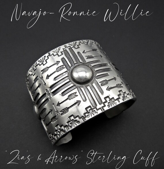 Best 7-1/2' Wrist Native American Navajo Space Kachina Sterling Silver Bracelet Cuff Best 7-1/2' Wrist Native American Navajo Space Kachina Sterling Silver Bracelet Cuff