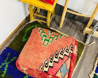 Boho ullpuff, marockansk berberstil, korallrosa (60x60x20 cm)