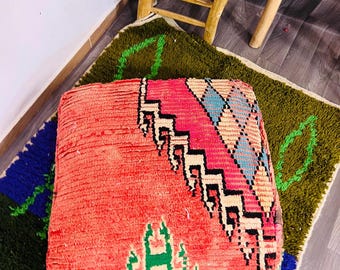 Pouf da pavimento marocchino: rosa corallo vibrante - Rivestimento in lana berbera fatto a mano