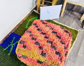 Handgemaakte Marokkaanse poef 60x60x20 cm | Roze Berber Ottoman | Getuft wollen vloerkussen | Boho Marokkaanse decoratie | Vierkant vloerkussen