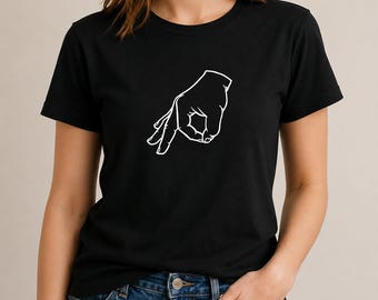Made You Look Funny Finger Circle Game T-Shirt, Hilarious Hand Sign Prank Tee, Joke Unisex Graphic Shirt
