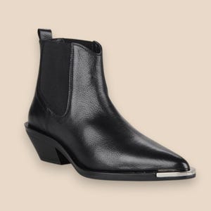 Pointed Leather Boots 7.5 - Etsy