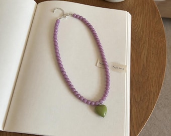 Collar con colgante de corazón de lavanda: gargantilla estilo Y2K con colgante verde - Joyería indie en tonos pastel