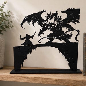 Balrog- och trollkarlsinspirerad konst | Fantasihylldekoration | Handmålad figur