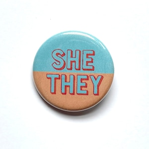 Pronoun Button - 1,25&quot; blau und Orange Thema - sie/sie er/sie sie/sie sie/Ihr er/Er