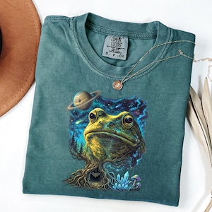 Cosmic Frog Tree Shirt Comfort Colors Space Frog Graphic Tee Psychedelic Galaxy Top Whimsical Saturn Crystal Mushroom Goblincore Gift