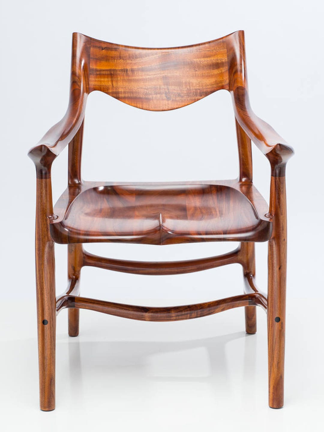 Sillón, esculpido en madera de acacia koa hawaiana de grado instrumental,  solo por comisión, otras especies de madera disponibles - Etsy México, image size:1080x1440