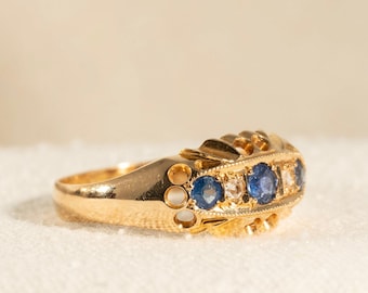 Antieke Edwardiaanse diamanten ring met saffier 18 kt goud | Bootring met vijf stenen | Het blauwe uur (ca. 1915) - Ane Antrin