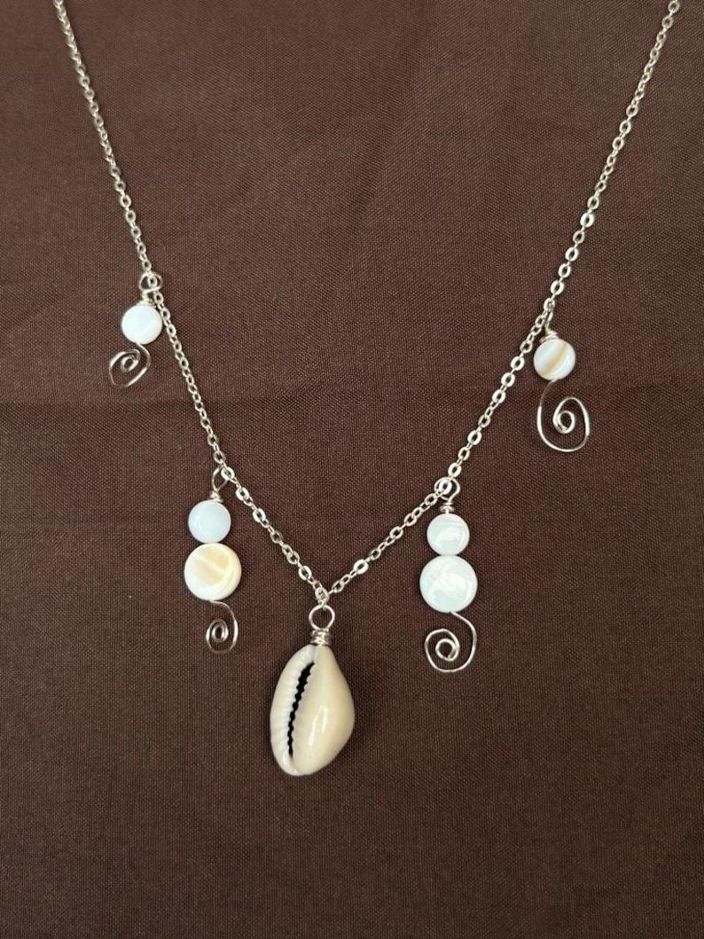 Small Cowries Silver Cowrie Shell Pendant Necklace With Spiral Charms & Shell Circle ...