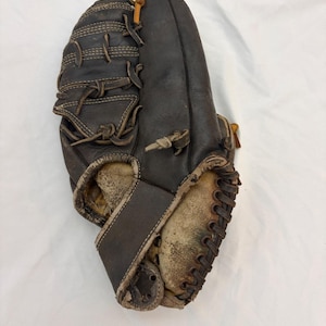 1960s baseball glove - Etsy 日本
