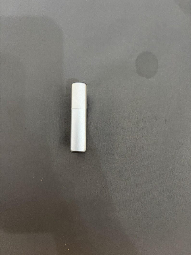 Vintage 2005 Zippo winddicht Feuerzeug Silber Ton Plain EDC C 05 Bild 4