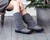 Natural dark gray men snow boots - felted men winter boots