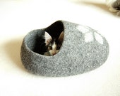Pet bed - Cat bed - Cat cave - puppy bed - cat house - pet furniture - Custom gray hand-felted eco friendly cat bed S M L size handmade