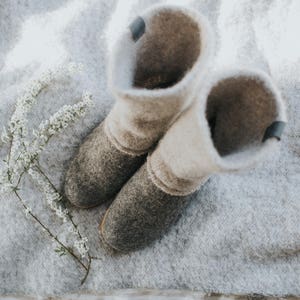 Boiled wool shoes from organic wool with rubber soles and knitted uppers 画像 6