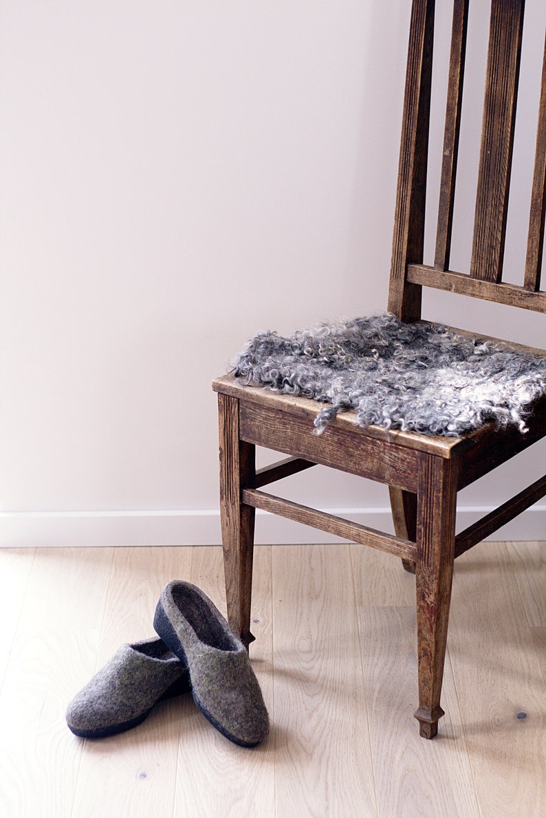 READY to SHIP Felted wool wedge clogs for woman in dark gray with moss coloured silk size EU39us women/'s 8.5