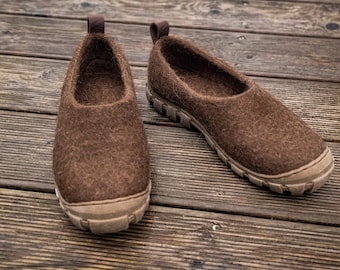 Mens felted shoes from natural dark brown wool