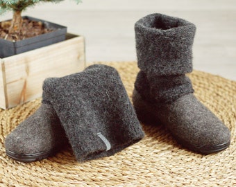 Boiled wool shoes from organic wool with rubber soles and knitted uppers in dark gray