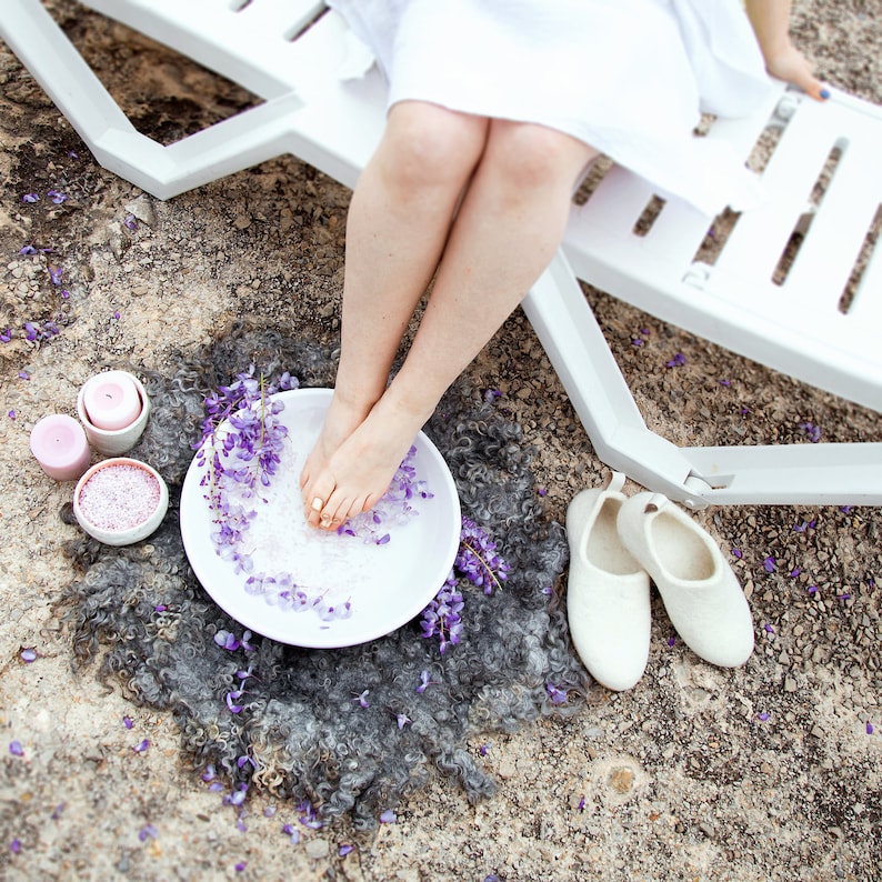 Felted slippers from natural white wool image 1