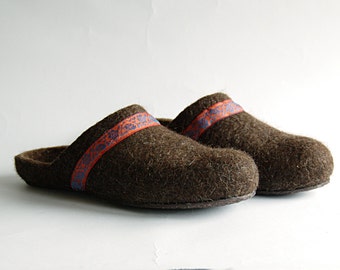 Handmade eco friendly felted slippers from natural wool - brown with orange decor - wool slippers - woman house shoes - woman slippers